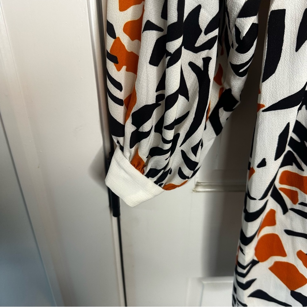 French Connection Vibrant Orange‎ and Black Long Sleeve Dress 6 - Picture 7 of 9